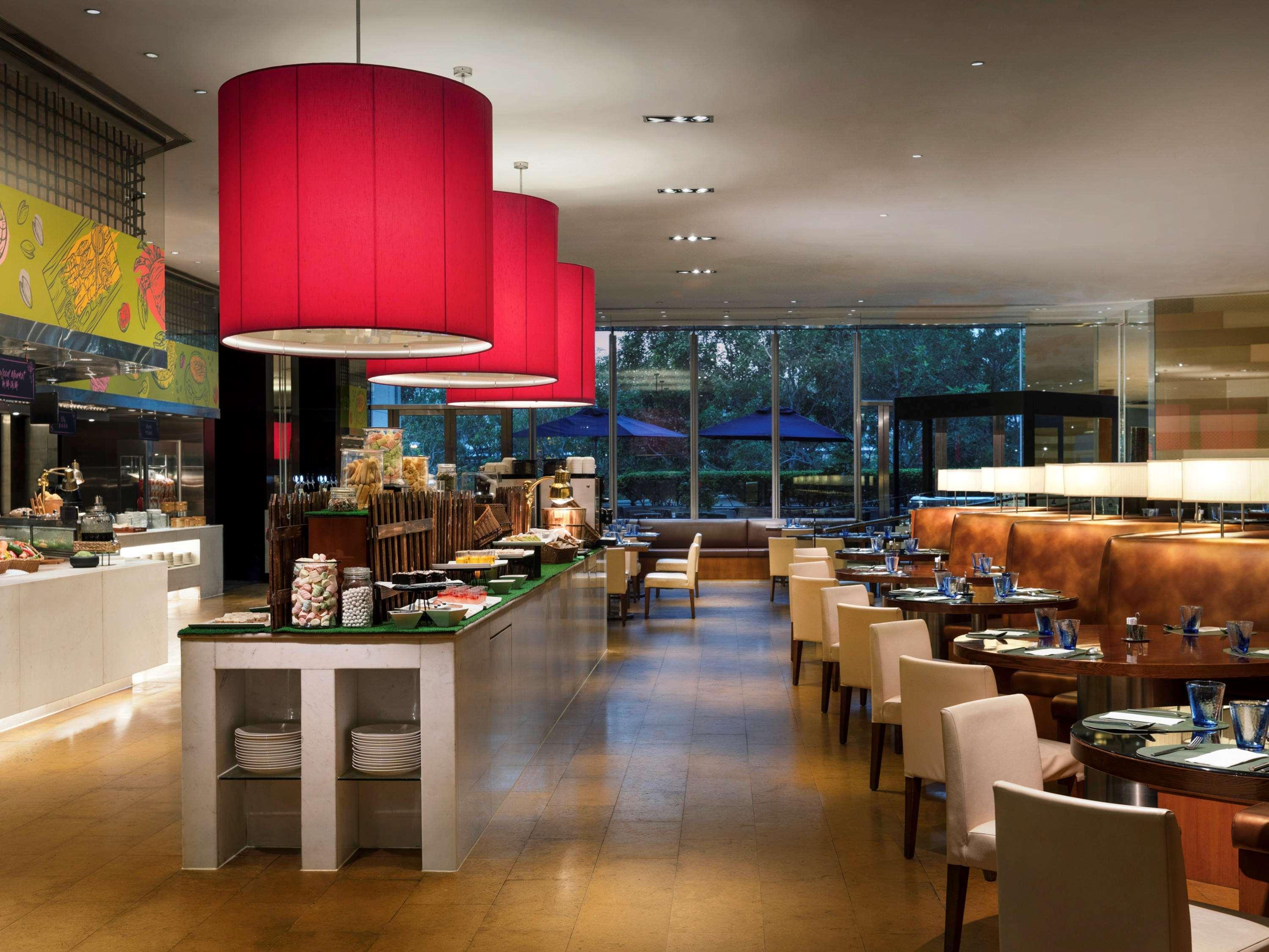 Novotel Citygate 4*