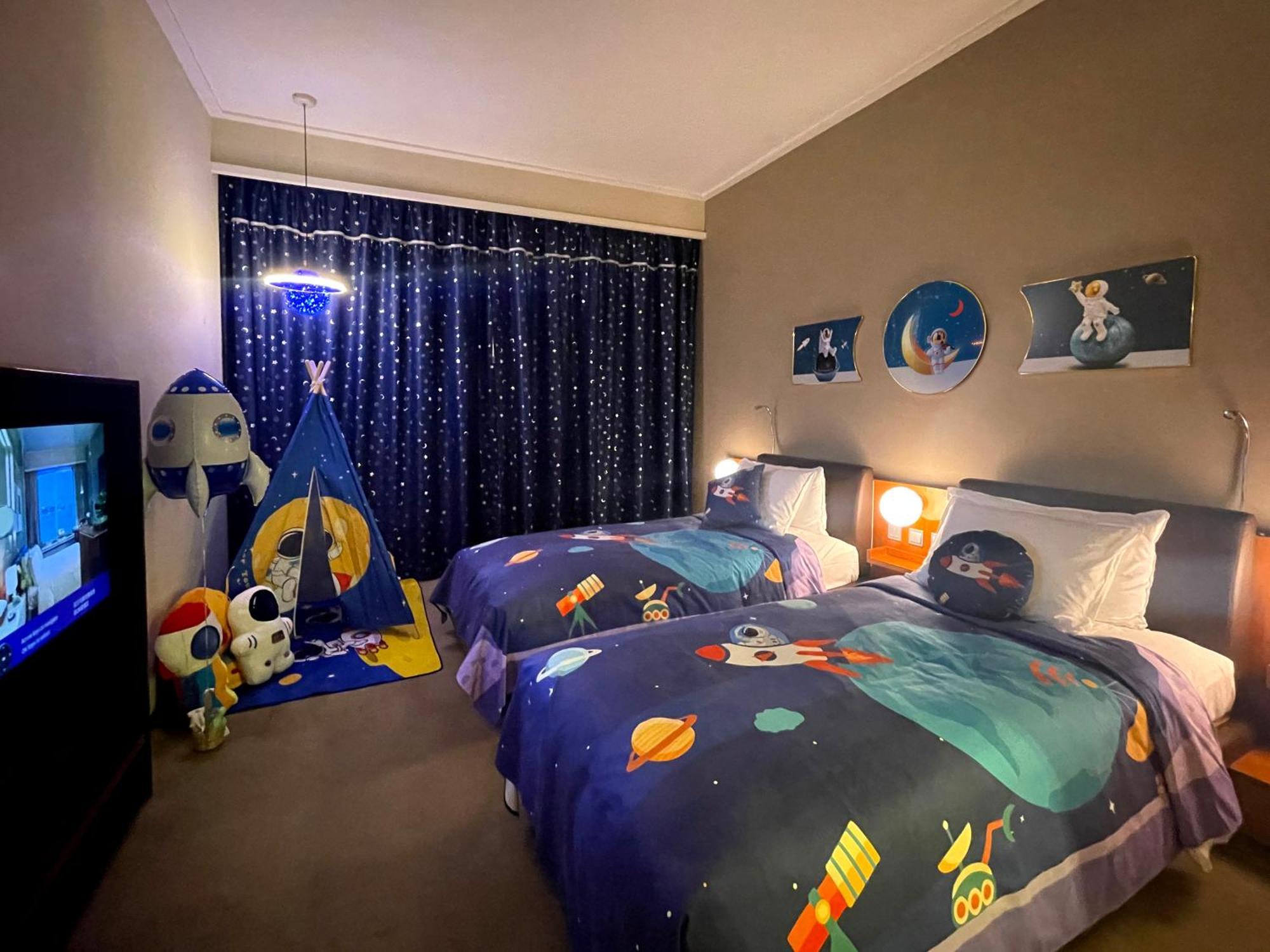 Novotel Citygate Hotel 4*