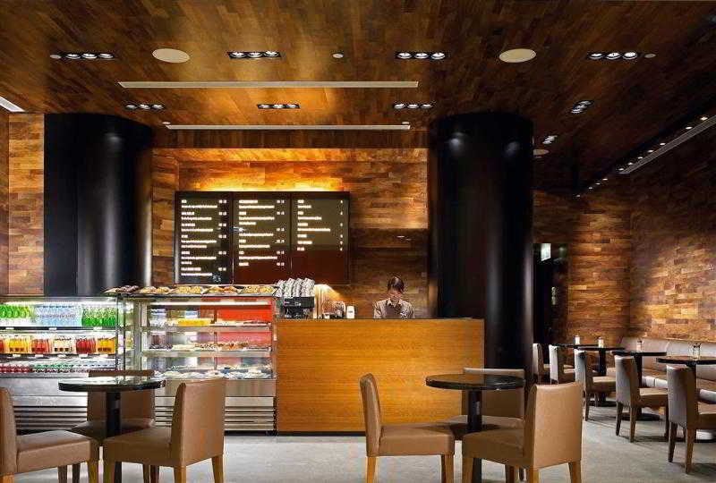 Novotel Citygate Hotel Hong Kong